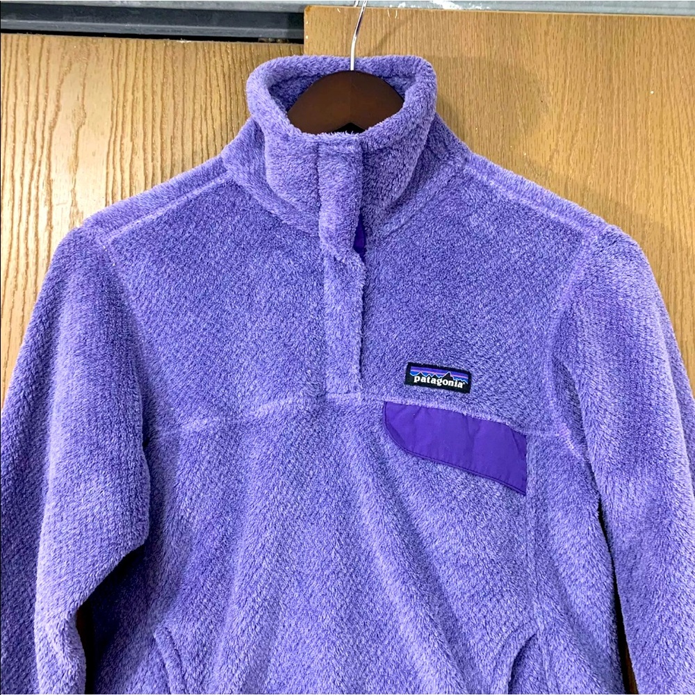 Patagonia a super soft chenille sweatshirt